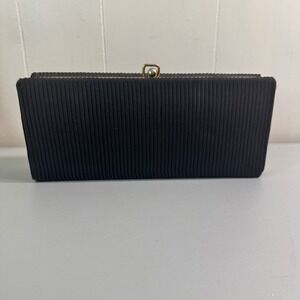 Vintage Black Ribbed Fabric Clutch Evening Bag Gold Kiss Lock Frame Rectangular